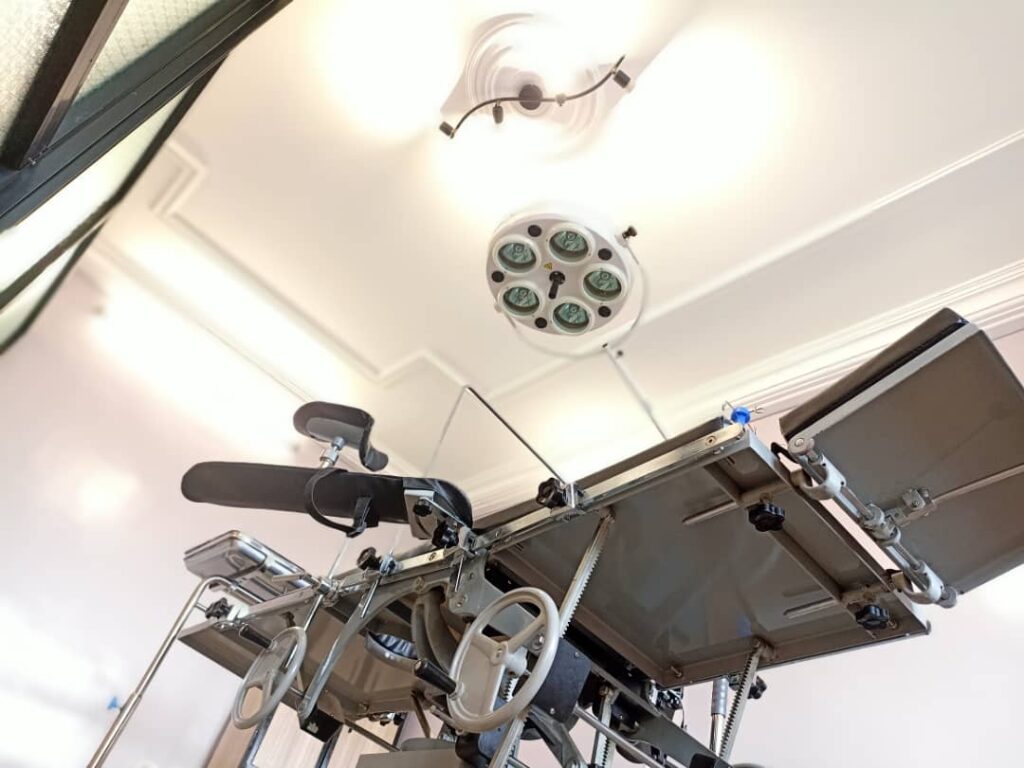 Image des appareils du bloc opératoire Polyclinique Global Medical